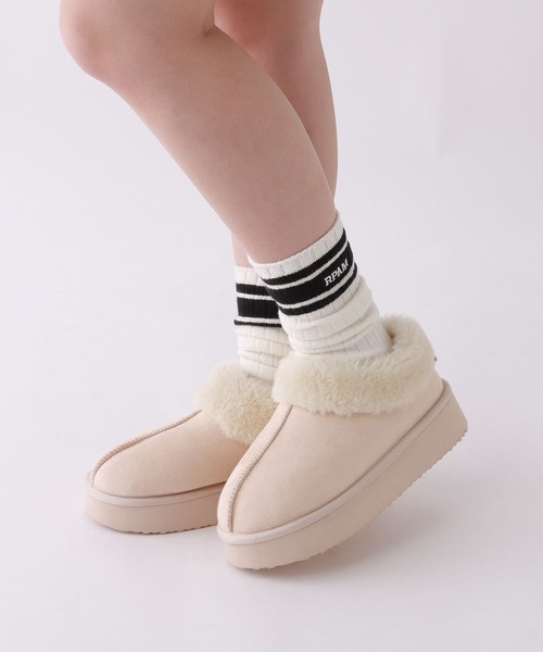 repipi armario(レピピ アルマリオ)の「アツゾコムートンシューズ(その他シューズ・キッズ・キャメル/アイボリー/ブラック・SMALL/MEDIUM/LARGE)」の3枚目の写真