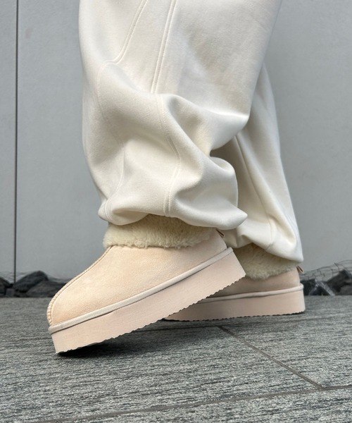 repipi armario(レピピ アルマリオ)の「アツゾコムートンシューズ(その他シューズ・キッズ・キャメル/アイボリー/ブラック・SMALL/MEDIUM/LARGE)」の5枚目の写真