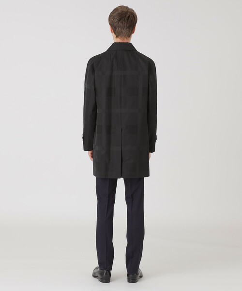 BLACK LABEL CRESTBRIDGE（ブラックレーベル・クレストブリッジ）の「シャドーチェックラミネートステンカラーコート（ステンカラーコート・メンズ・ブラック・M/XL/L）」の4枚目の写真