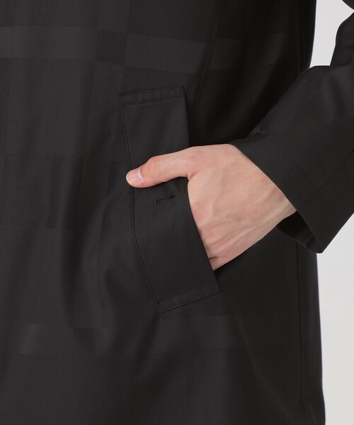 BLACK LABEL CRESTBRIDGE（ブラックレーベル・クレストブリッジ）の「シャドーチェックラミネートステンカラーコート（ステンカラーコート・メンズ・ブラック・M/XL/L）」の5枚目の写真
