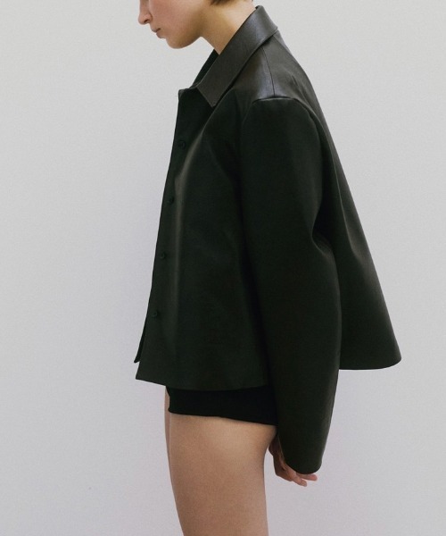 TODAYFUL（トゥデイフル）の「【TODAYFUL/トゥデイフル】Leather Shirts Jacket/レザーシャツジャケット（テーラードジャケット・レディース・ダークブラウン/ブラック・36/38）」の9枚目の写真