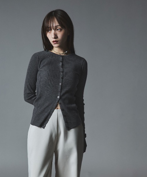 W:Huku(フーク)の「【W:Huku / ウールミックス ライトニット】ロングスリーブ カーディガン / Wool Blend Lightweight Knit Cardigan(ニット/セーター・レディース・ブラック/チャコール/ライトグレー/ブラウン・FREE)」の5枚目の写真