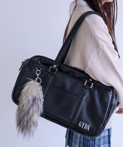 GYDA(ジェイダ)ファーチャーム付き合皮スクールボストン GY-B411