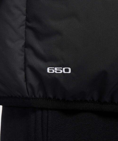 NIKE(ナイキ)の「ナイキ スポーツウェア クラブ メンズ Therma-FIT パファー ベスト / Nike Sportswear Club Men's Therma-FIT Puffer Vest IB2978-010 Black(ダウンベスト・メンズ・ブラック・M/L/XL/S/2XL)」の8枚目の写真