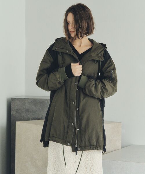 Editt by YECCA VECCA（エディットバイイェッカヴェッカ）の「パディングフーディーコート（ブルゾン・レディース・ブラック/カーキ・FREE）」の6枚目の写真