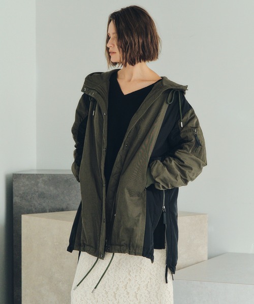 Editt by YECCA VECCA（エディットバイイェッカヴェッカ）の「パディングフーディーコート（ブルゾン・レディース・ブラック/カーキ・FREE）」の2枚目の写真