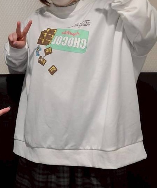 DIP IN CHOCOLATE(ディップインチョコレート)の「【エンジェルブルー×DIP IN CHOCOLATE】プリントビッグスウェット(スウェット・レディース・ブルー/オフホワイト/ライトグレー・F)」の13枚目の写真