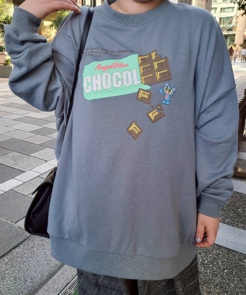 DIP IN CHOCOLATE(ディップインチョコレート)の「【エンジェルブルー×DIP IN CHOCOLATE】プリントビッグスウェット(スウェット・レディース・ブルー/オフホワイト/ライトグレー・F)」の15枚目の写真