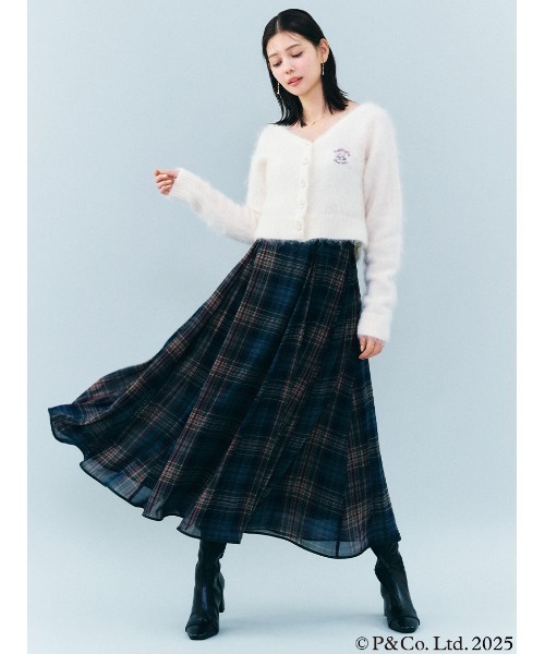 CELFORD(セルフォード)の「【パディントン(TM)×CELFORD】ビジューボタンカーディガン(カーディガン/ボレロ・レディース・レッド/グレー/アイボリー・F)」の5枚目の写真
