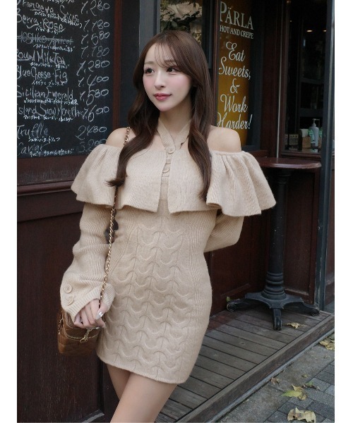 新品 未開封品 Darich ホルターデザインオフショルニットミニワンピース ホルターデザインオフショルニットミニワンピース（ワンピース