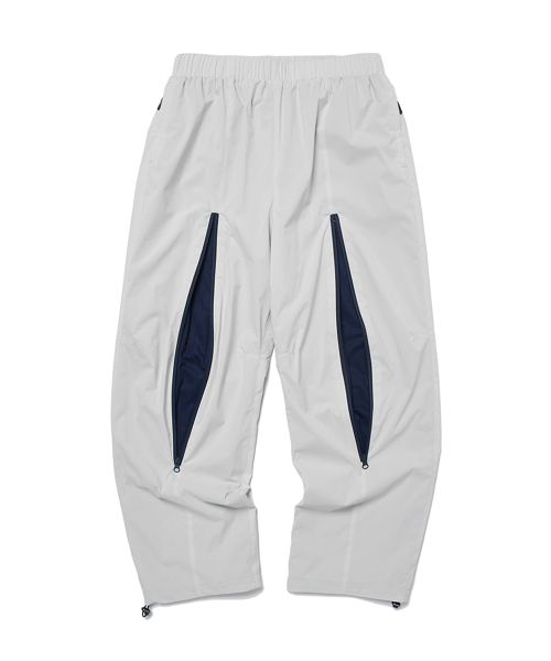 WKNDRS(ウィーキャンドース)の「TECHNICAL WINDBREAKER PANTS (L.GREY)(スウェットパンツ・レディース・その他・X-LARGE/MEDIUM/LARGE)」の1枚目の写真