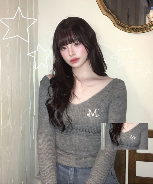 MUCENT(ムセント)の「ビアジェ スリムフィット Vネック デミッジリブ 長袖Tシャツ (6カラー)(Tシャツ/カットソー・レディース・ブラック/ベージュ/ブラウン/グレー/ピンク/アイボリー・FREE)」の11枚目の写真
