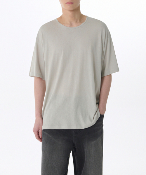 MUSINSA STANDARD（ムシンサスタンダード）の「リラックスドライトウェイトCRスクープネックTシャツ[マッシュルーム]（Tシャツ/カットソー・メンズ・その他・SMALL/MEDIUM/LARGE/X-LARGE/XX-LARGE/XXX-LARGE）」の3枚目の写真