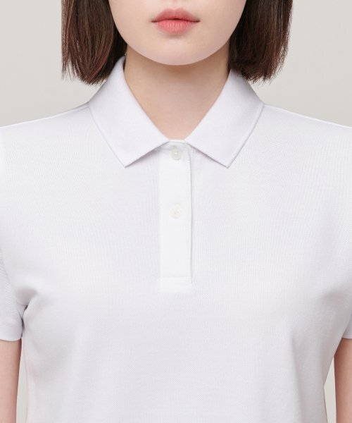 MUSINSA STANDARD WOMAN(ムシンサスタンダードウーマン)の「【クールタンダード】レディースクロップドピケポロシャツ【ホワイト】(ポロシャツ・レディース・その他・SMALL/MEDIUM/LARGE/X-SMALL)」の4枚目の写真
