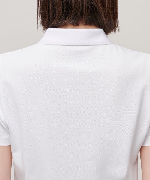 MUSINSA STANDARD WOMAN(ムシンサスタンダードウーマン)の「【クールタンダード】レディースクロップドピケポロシャツ【ホワイト】(ポロシャツ・レディース・その他・SMALL/MEDIUM/LARGE/X-SMALL)」の5枚目の写真
