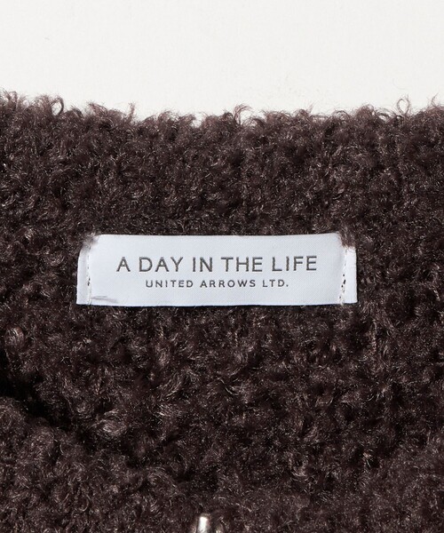 A DAY IN THE LIFE UNITED ARROWS（アデイインザライフユナイテッドアローズ）の「カールフェザー ジップカーディガン ‐ウォッシャブル‐ ＜A DAY IN THE LIFE＞（ニット/セーター・レディース・ブラック/ダークブラウン・FREE）」の8枚目の写真