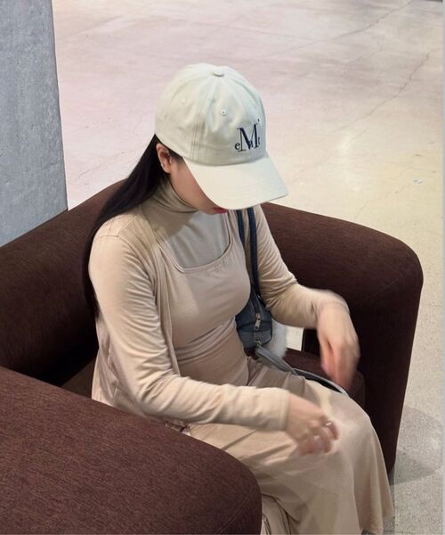 MUCENT(ムセント)の「シグネチャーボールキャップ(クリーム)(キャップ・レディース・Cream・FREE)」の5枚目の写真