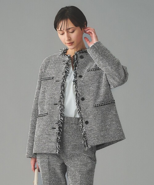 UNITED ARROWS（ユナイテッドアローズ）の「2トーン ツイードライク ノーカラー ジャケット（ノーカラージャケット・レディース・ブラック/ネイビー・40/38/36）」の5枚目の写真