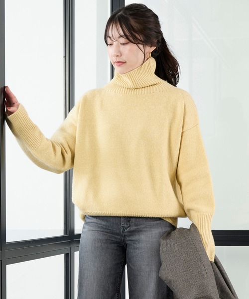 ISLAND TIDES(アイランドタイド)の「【ISLAND TIDES】別注-ハイネックニット(ニット/セーター・レディース・イエロー/ベージュ/ダークネイビー/ピンク・FREE)」の7枚目の写真