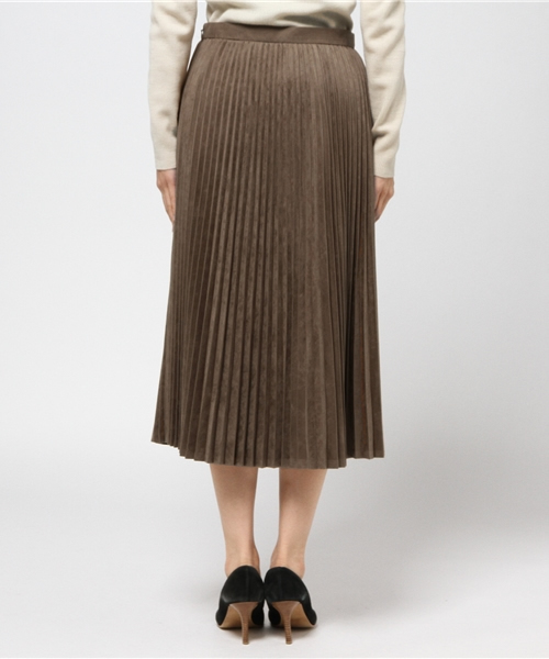 ELFORBR（エルフォーブル）の「フェイクスエードプリーツスカートⅡ（スカート・レディース・ブラウン/ベージュ/ターコイズブルー/サックスブルー・38/36）」の7枚目の写真