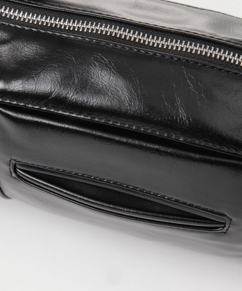 MUCENT（ムセント）の「【UNISEX】MUCENT／NOXメタルロゴショルダーバッグ（ショルダーバッグ・レディース・ブラック・FREE）」の11枚目の写真