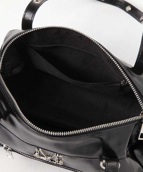 MUCENT（ムセント）の「【UNISEX】MUCENT／NOXメタルロゴショルダーバッグ（ショルダーバッグ・レディース・ブラック・FREE）」の12枚目の写真