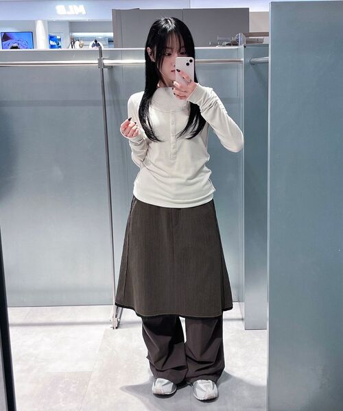 INSILENCE WOMEN(インサイレンスウーマン)の「ロー ディテール ウール スカート BROWN(スカート・レディース・その他・SMALL/MEDIUM/LARGE)」の19枚目の写真