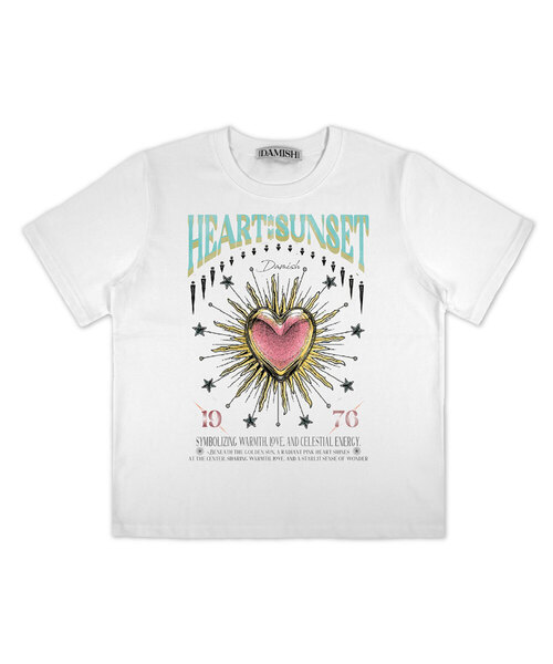 DAMISH(ダミシュ)の「ハートサンセットグラフィックTシャツ_ホワイト(ミント)(Tシャツ/カットソー・レディース・ミント・MEDIUM/LARGE)」の1枚目の写真