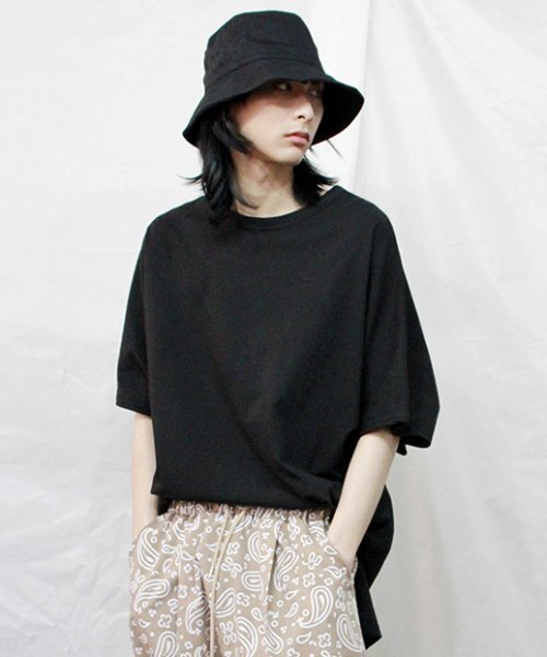 DEMARC(ドゥマーク)の「ドルマンスリーブボックスフィットサイドスリットTシャツブラック(Tシャツ/カットソー・メンズ・その他・MEDIUM/LARGE)」の5枚目の写真