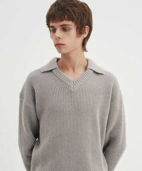 BLOND9（ブロンドナイン）の「オープンカラーVネックニット_グレー（ニット/セーター・メンズ・その他・MEDIUM/LARGE/X-LARGE）」の3枚目の写真