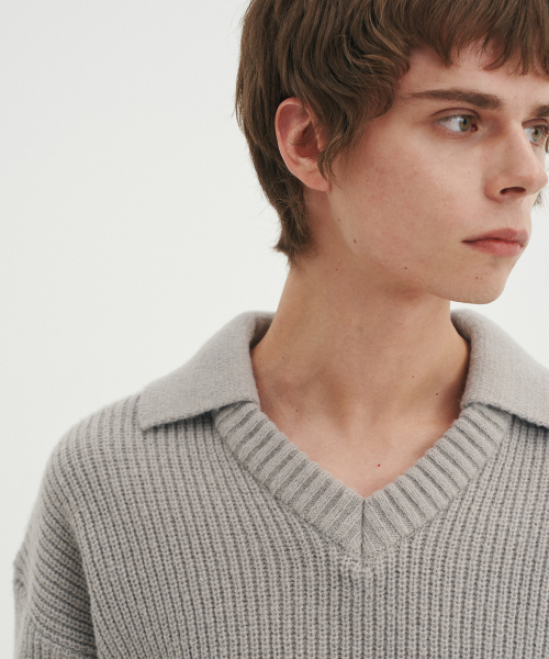 BLOND9（ブロンドナイン）の「オープンカラーVネックニット_グレー（ニット/セーター・メンズ・その他・MEDIUM/LARGE/X-LARGE）」の5枚目の写真