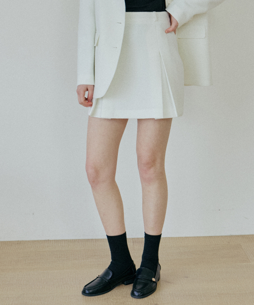YUPPE(ヨッペ)の「PLEATED TWEED SKIRT_IVORY(スカート・レディース・その他・SMALL/MEDIUM)」の1枚目の写真