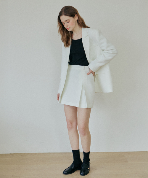 YUPPE(ヨッペ)の「PLEATED TWEED SKIRT_IVORY(スカート・レディース・その他・SMALL/MEDIUM)」の3枚目の写真