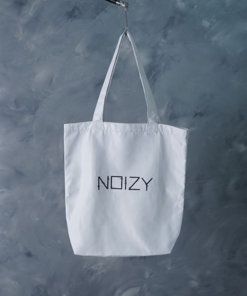 NOIZY(ノイジー)の「Graphic Tote Bag / グラフィック 猫 ワンポイント イラスト プリント トートバッグ(トートバッグ・レディース・グレー/ブラック系その他5/ラベンダー/パープル/ブラック系その他4/ブラック系その他3/サックスブルー/ブラウン系その他/ブラック系その他2/ブラック・ONE SIZE)」の6枚目の写真