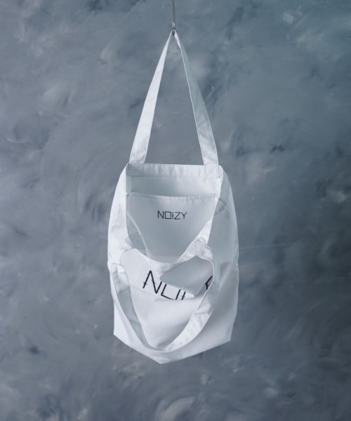 NOIZY(ノイジー)の「Graphic Tote Bag / グラフィック 猫 ワンポイント イラスト プリント トートバッグ(トートバッグ・レディース・グレー/ブラック系その他5/ラベンダー/パープル/ブラック系その他4/ブラック系その他3/サックスブルー/ブラウン系その他/ブラック系その他2/ブラック・ONE SIZE)」の14枚目の写真