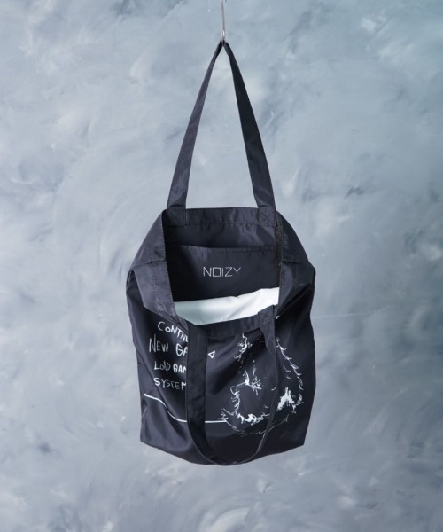 NOIZY(ノイジー)の「Graphic Tote Bag / グラフィック 猫 ワンポイント イラスト プリント トートバッグ(トートバッグ・レディース・グレー/ブラック系その他5/ラベンダー/パープル/ブラック系その他4/ブラック系その他3/サックスブルー/ブラウン系その他/ブラック系その他2/ブラック・ONE SIZE)」の11枚目の写真