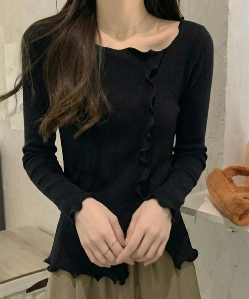 cammie(キャミー)の「メロートップス(Tシャツ/カットソー・レディース・ベージュ/アイボリー/ブラック・F)」の1枚目の写真