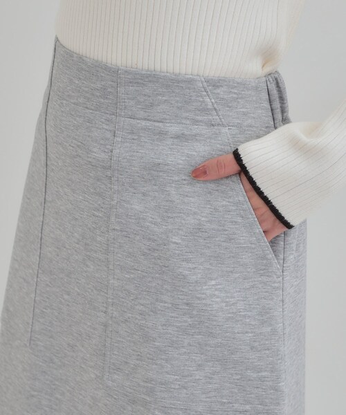 SHOO・LA・RUE（シューラルー）の「【セットアップ可/S-LL/なめらかタッチ】ベイカーナロースカート（スカート・レディース・ネイビー/グレー・04/03/02/01）」の16枚目の写真
