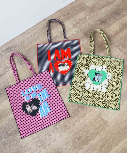 Three Four Time（ｽﾘｰﾌｫｰﾀｲﾑ）の「【Casselini】Team DOUBUTSUトート（トートバッグ・レディース・ブラック/ピンク/ベージュ・FREE）」の5枚目の写真