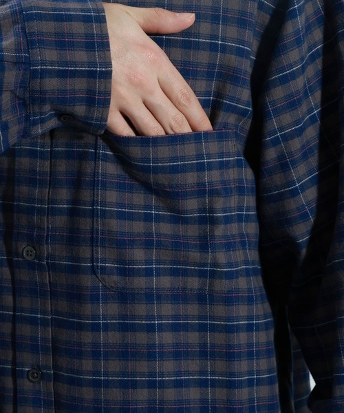 BAYFLOW(ベイフロー)の「Feels FLOWチェックシャツ(シャツ/ブラウス・メンズ・ベージュ/グリーン/ブラウン・MEDIUM/LARGE)」の20枚目の写真