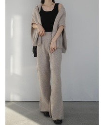 リブニット」に該当するレディースのパンツ（ベージュ系）ファッション