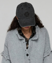 ULKIN（ウルキン）の「[ランウェイ] エンドレス エンブロイダリー ピグメント ボールキャップ_チャコール（キャップ）」