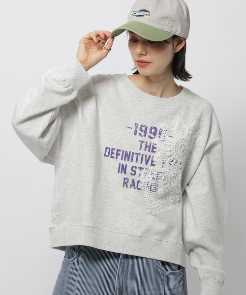 niko and...（ニコアンド）の「クラフトレースカレッジプルオーバー（スウェット・レディース・ナチュラル/ブルー/ネイビー・LARGE/MEDIUM）」の2枚目の写真