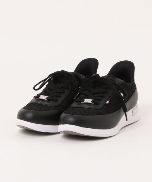 le coq sportif(ルコックスポルティフ)の「le coq sportif ルコックスポルティフ LCS SEVRES 2 WIDE SI【軽量】レディーススニーカー(LCSセーヴル2ワイドSI)(スニーカー・レディース・ブラック/グレー・22.5cm/23.0cm/23.5cm/24.0cm/24.5cm/25.0cm)」の1枚目の写真