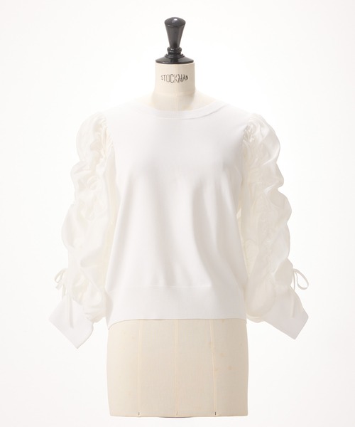 STRAWBERRY-FIELDS(ストロベリーフィールズ)の「エレナポリー_シャーリングスリーブニット(ニット/セーター・レディース・ブラック/オフホワイト・2)」の2枚目の写真