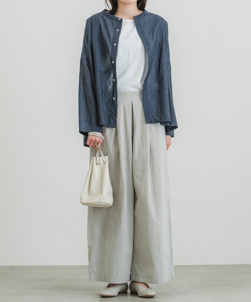 quadro（クオドロ）の「コットンブロードシャンブレーワンプリーツパンツ（その他パンツ・レディース・ブラック/カーキ/グレー・FREE）」の15枚目の写真