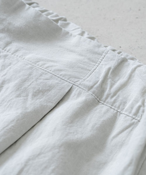 quadro（クオドロ）の「コットンブロードシャンブレーワンプリーツパンツ（その他パンツ・レディース・ブラック/カーキ/グレー・FREE）」の8枚目の写真