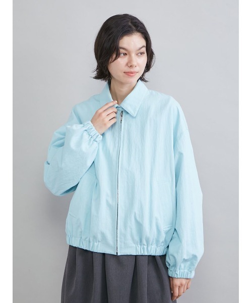 Mila Owen（ミラオーウェン）の「フォルムデザインスウィングトップ（ブルゾン・レディース・ライトブルー/アイボリー/ベージュ・1/0）」の6枚目の写真