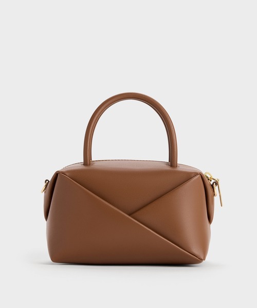 CHARLES & KEITH(チャールズ & キース)の「Midoriミドリジオメトリックボウリングバッグ(トートバッグ・レディース・チョコ/ダークブラック・S)」の3枚目の写真
