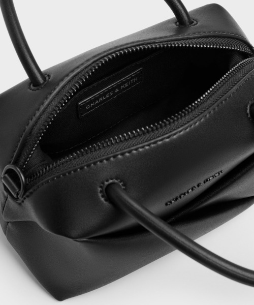 CHARLES & KEITH(チャールズ & キース)の「Midoriミドリジオメトリックボウリングバッグ(トートバッグ・レディース・チョコ/ダークブラック・S)」の9枚目の写真